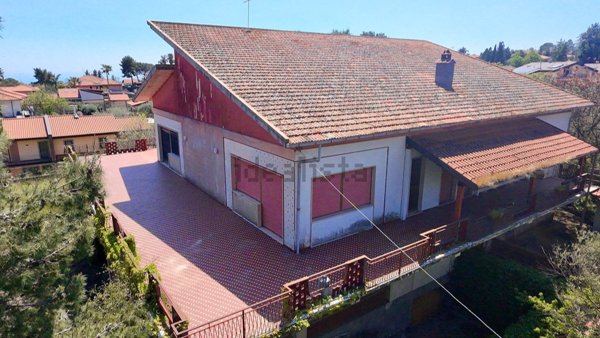 casa indipendente in vendita a Pedara