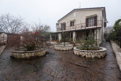 casa indipendente in vendita a Pedara
