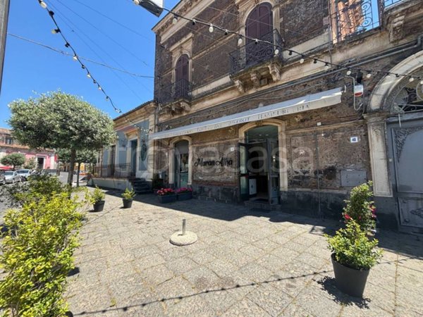 negozio in vendita a Pedara