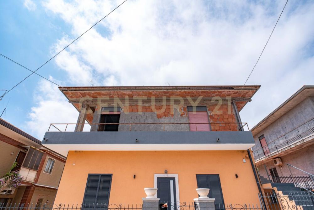 casa indipendente in vendita a Pedara