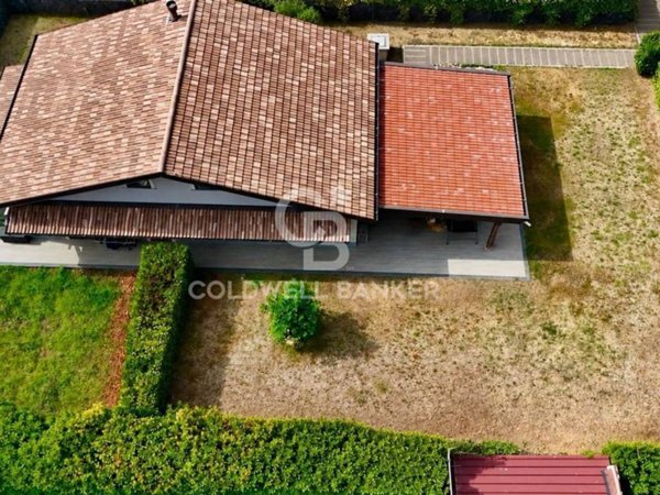 casa indipendente in vendita a Pedara