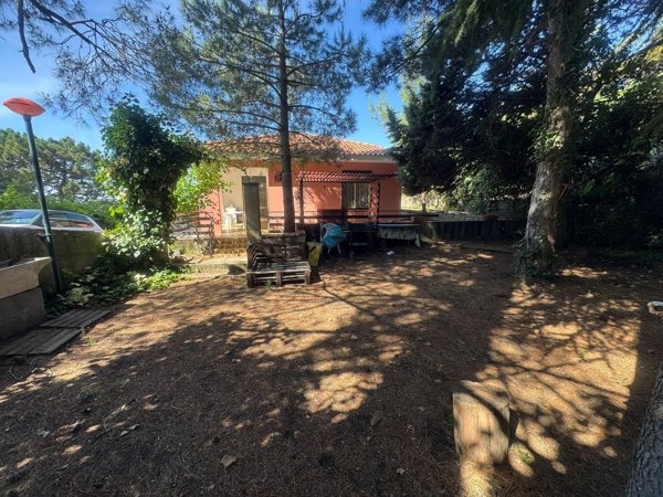 casa indipendente in vendita a Pedara in zona Tarderia