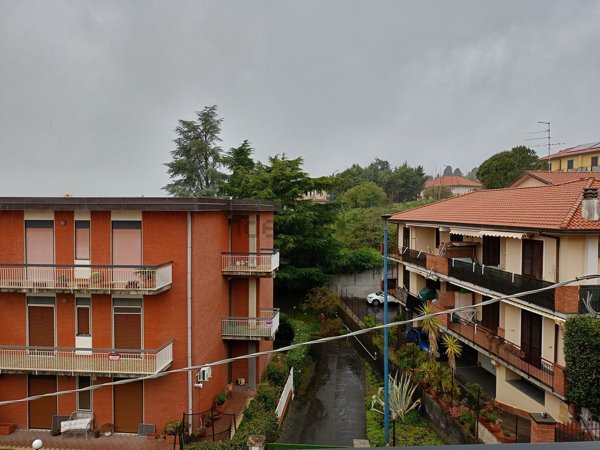 appartamento in vendita a Pedara in zona Tarderia