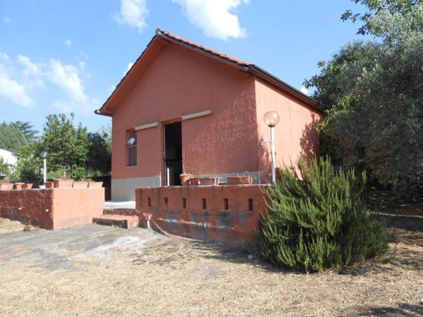 casa indipendente in vendita a Pedara in zona Tarderia
