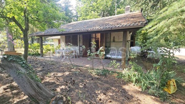casa indipendente in vendita a Pedara in zona Tarderia