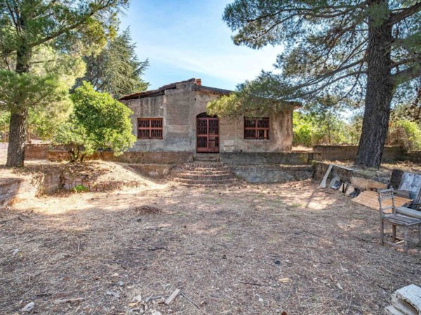 casa indipendente in vendita a Pedara in zona Tarderia