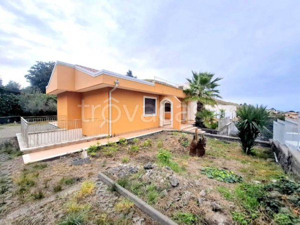 casa indipendente in vendita a Pedara