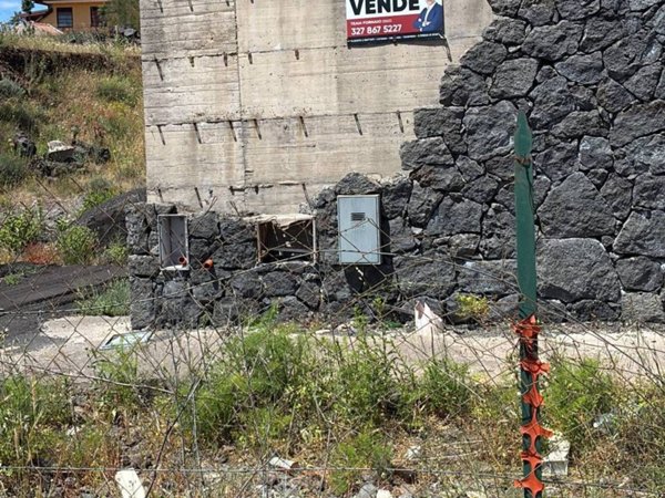 terreno agricolo in vendita a Pedara in zona Tarderia