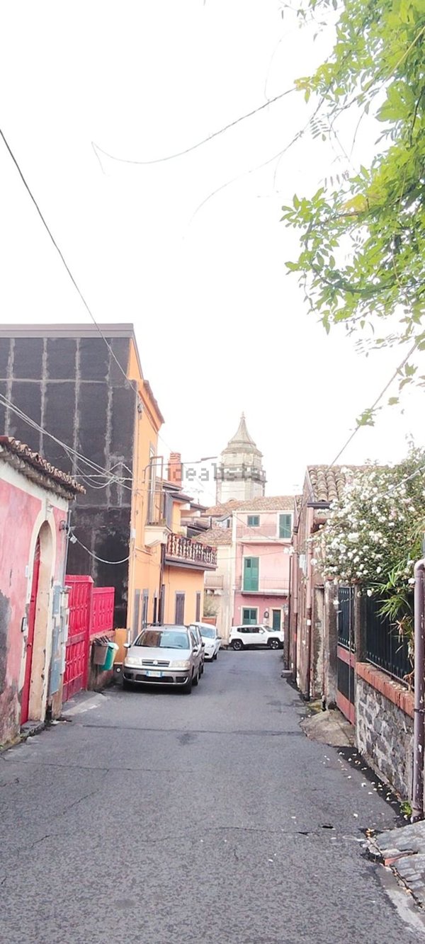 casa indipendente in vendita a Pedara