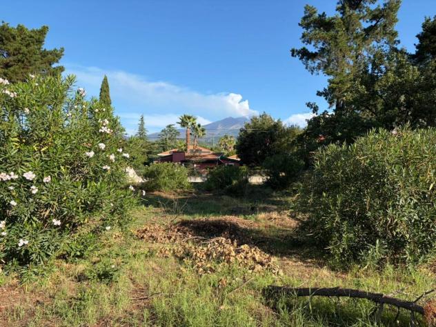 casa indipendente in vendita a Pedara