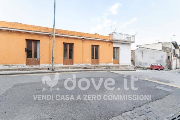 casa indipendente in vendita a Piedimonte Etneo