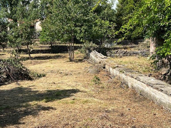 casa indipendente in vendita a Piedimonte Etneo in zona Presa