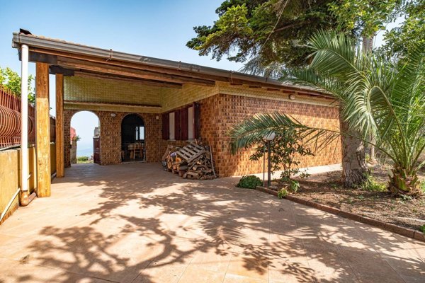 casa indipendente in vendita a Piedimonte Etneo in zona Presa