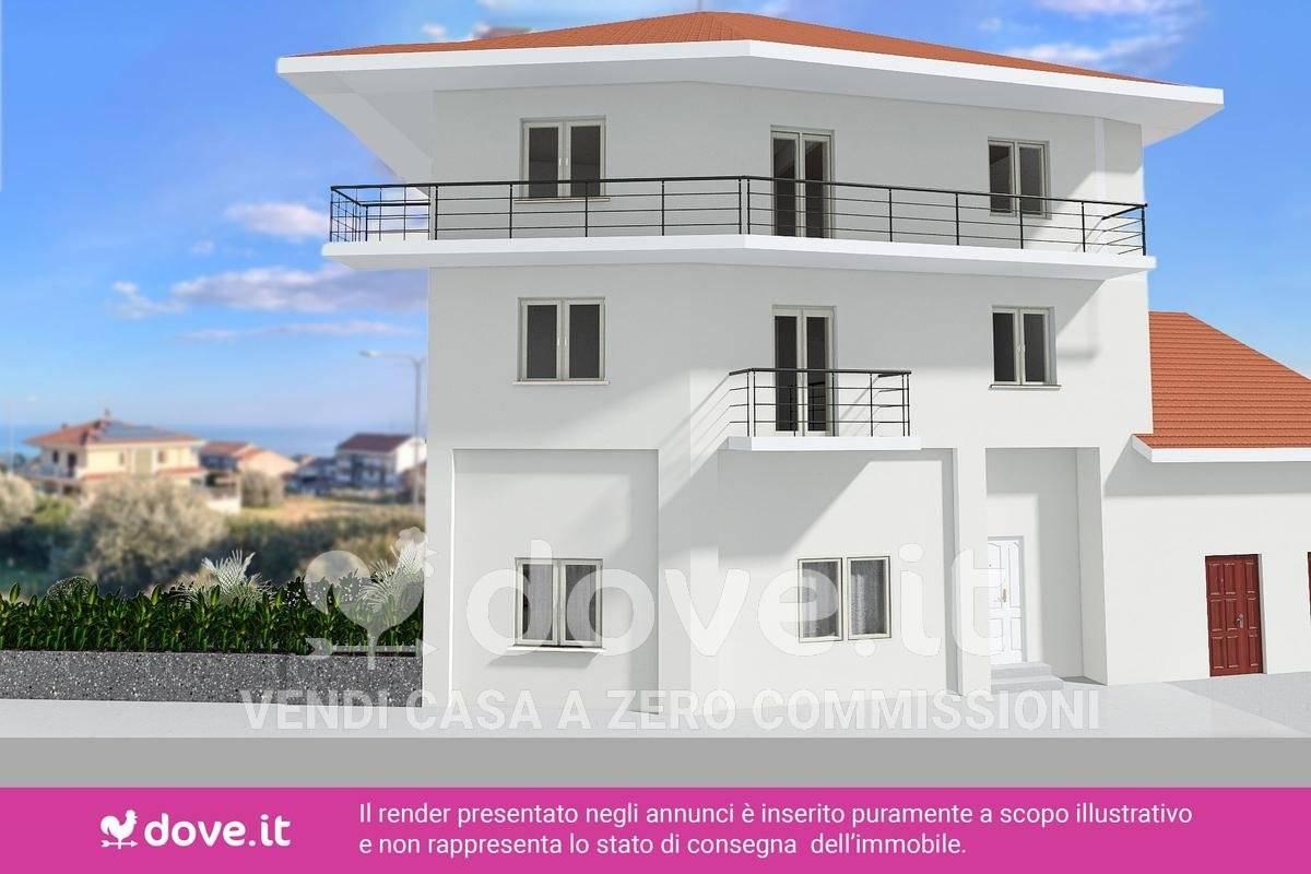 casa indipendente in vendita a Piedimonte Etneo