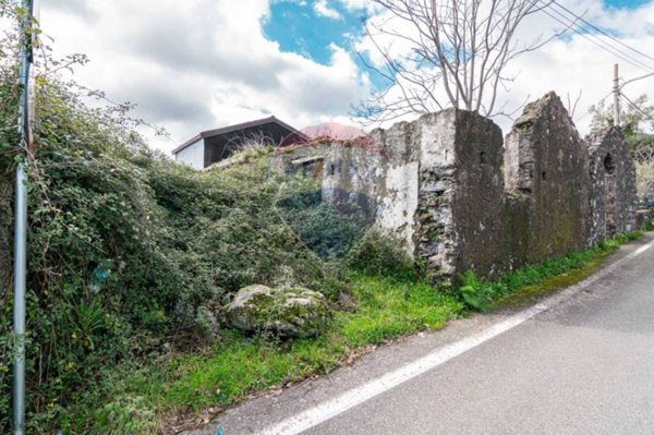 casa indipendente in vendita a Piedimonte Etneo in zona Presa