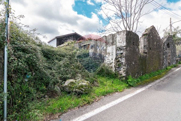 casa indipendente in vendita a Piedimonte Etneo