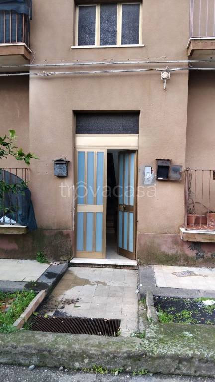 appartamento in vendita a Piedimonte Etneo