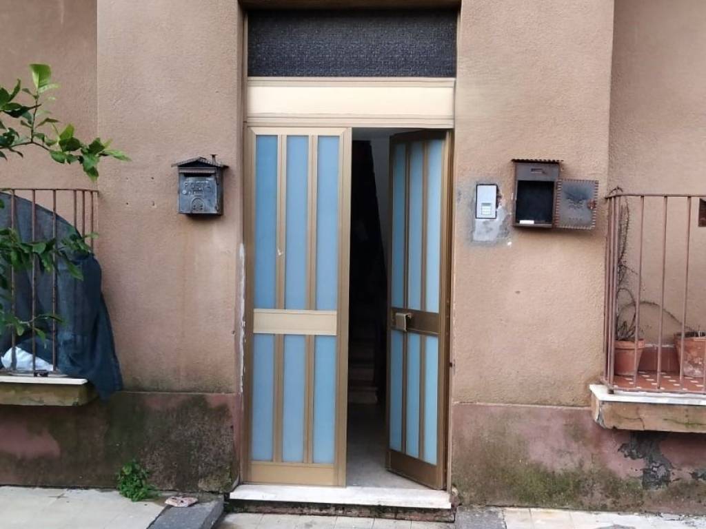 appartamento in vendita a Piedimonte Etneo