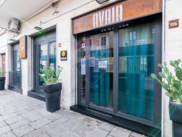 negozio in vendita a Piedimonte Etneo