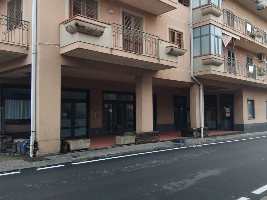 appartamento in vendita a Piedimonte Etneo