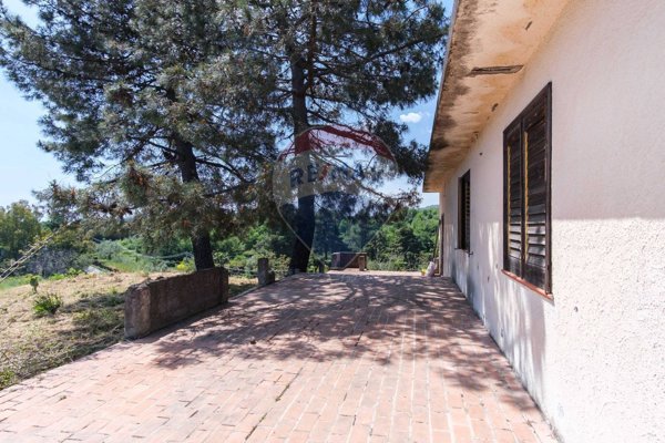 casa indipendente in vendita a Piedimonte Etneo
