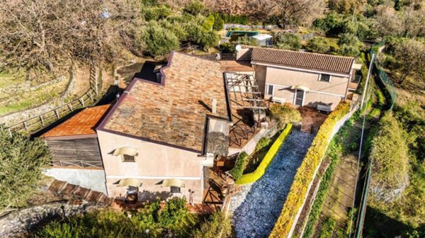 casa indipendente in vendita a Piedimonte Etneo in zona Presa