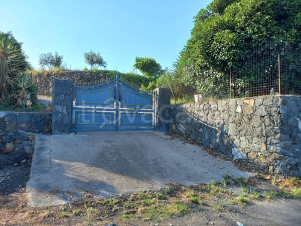 terreno agricolo in vendita a Piedimonte Etneo