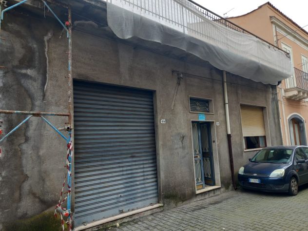casa indipendente in vendita a Piedimonte Etneo