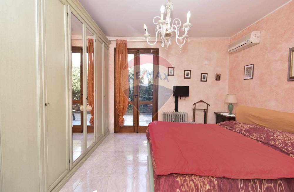 casa indipendente in vendita a Piedimonte Etneo