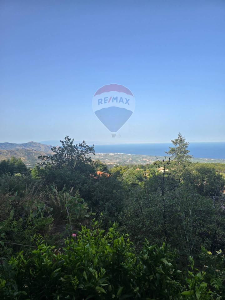 appartamento in vendita a Piedimonte Etneo in zona Vena