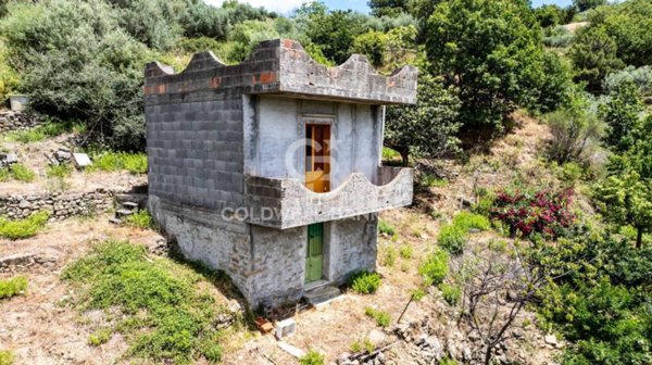 terreno agricolo in vendita a Piedimonte Etneo