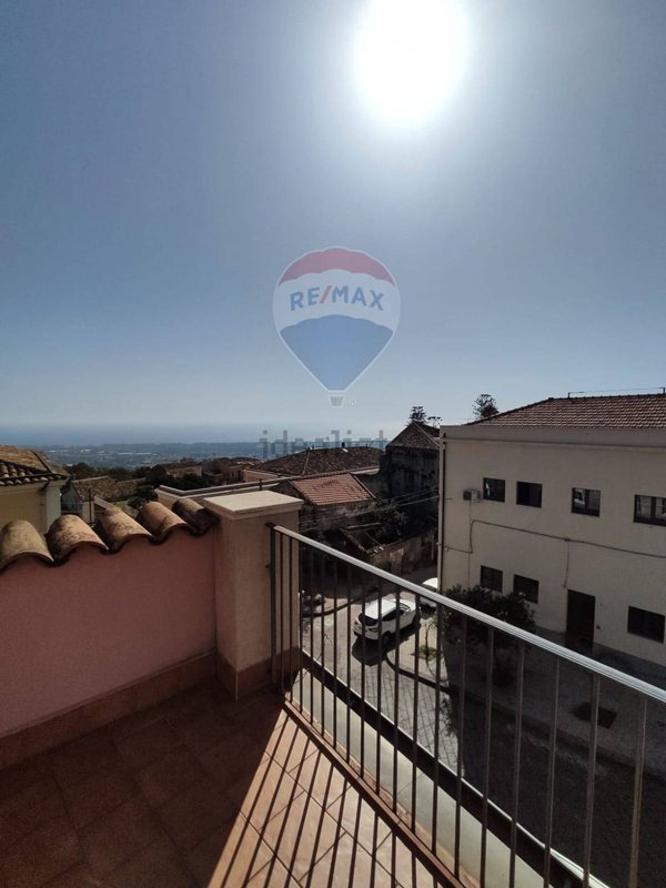 appartamento in vendita a Piedimonte Etneo