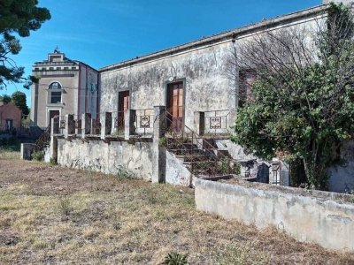 casa indipendente in vendita a Piedimonte Etneo