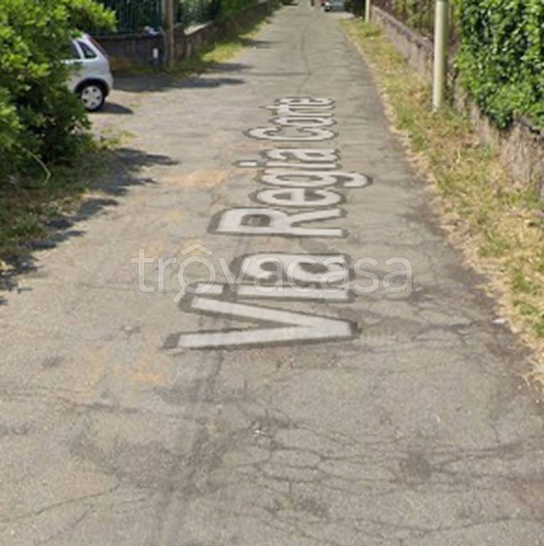 negozio in vendita a Piedimonte Etneo