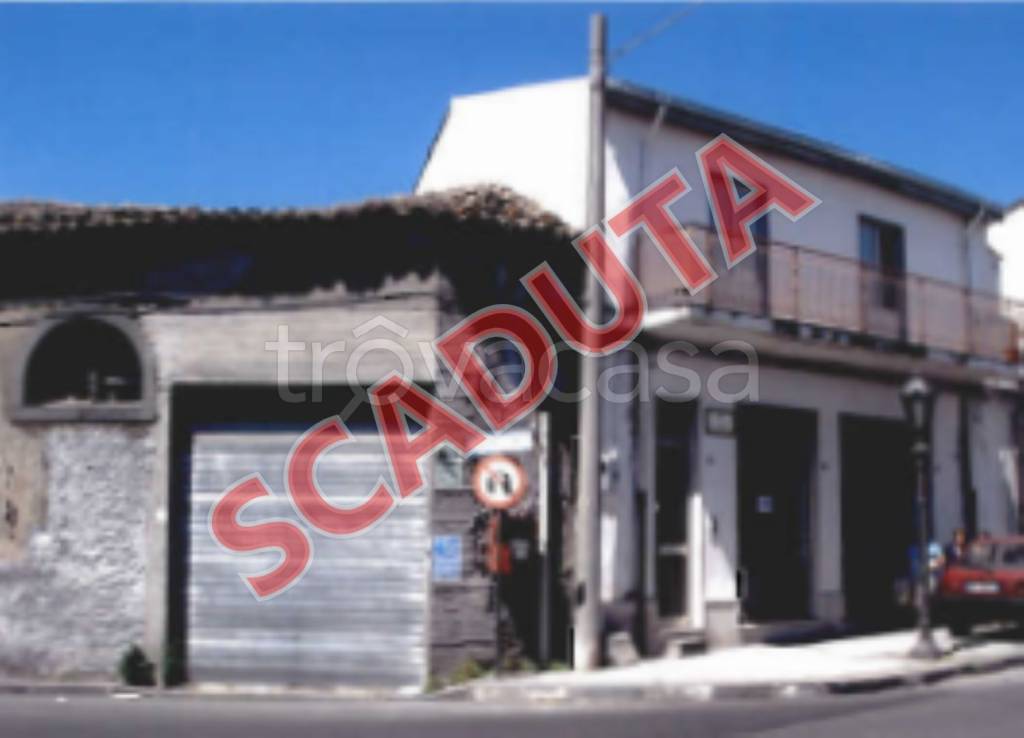 appartamento in vendita a Piedimonte Etneo