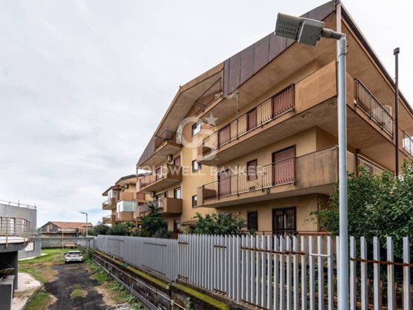 appartamento in vendita a Piedimonte Etneo