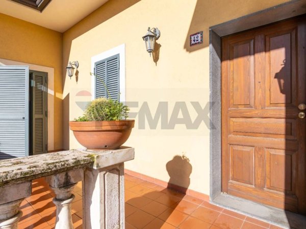 casa indipendente in vendita a Piedimonte Etneo