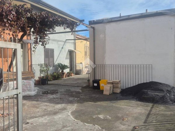appartamento in vendita a Piedimonte Etneo in zona Presa