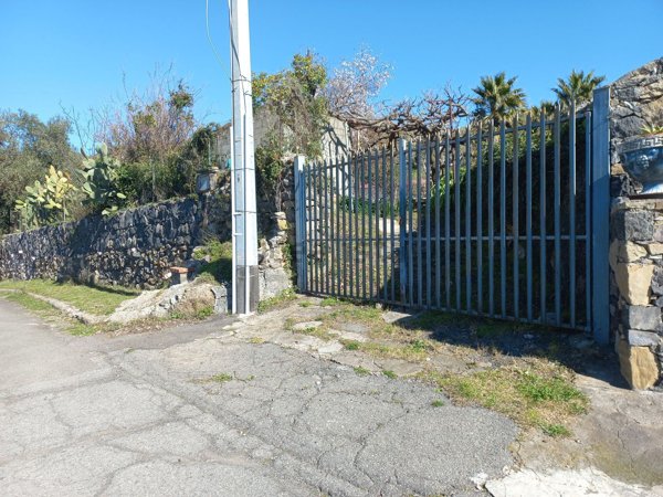 terreno agricolo in vendita a Piedimonte Etneo