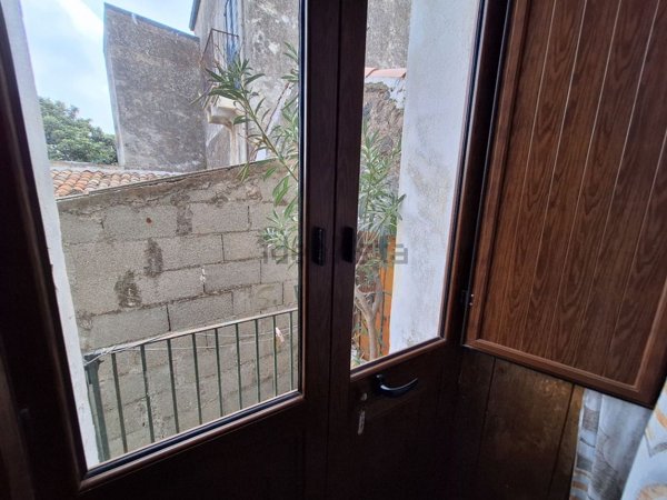 casa indipendente in vendita a Piedimonte Etneo