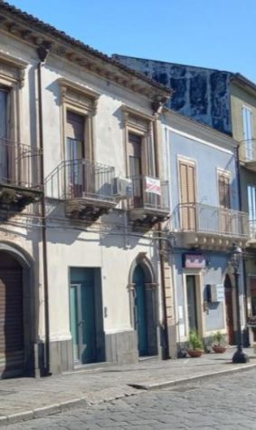 casa indipendente in vendita a Piedimonte Etneo