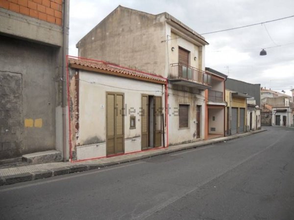 casa indipendente in vendita a Piedimonte Etneo