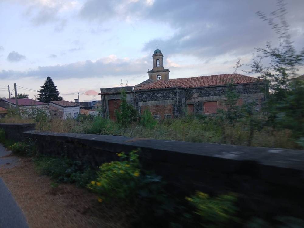 casa indipendente in vendita a Piedimonte Etneo