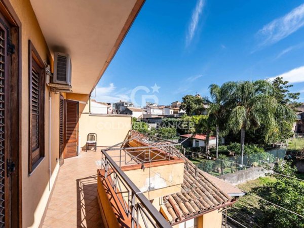 appartamento in vendita a Piedimonte Etneo