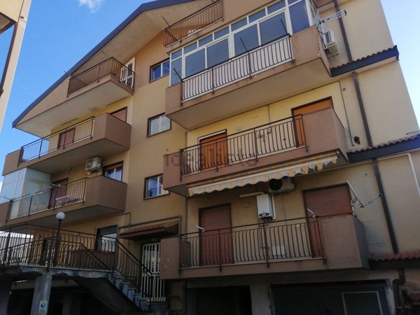 appartamento in vendita a Piedimonte Etneo