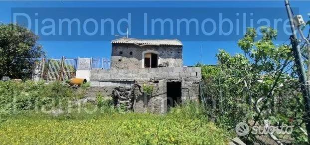 terreno agricolo in vendita a Piedimonte Etneo