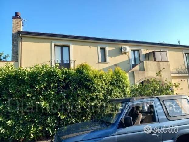 appartamento in vendita a Piedimonte Etneo