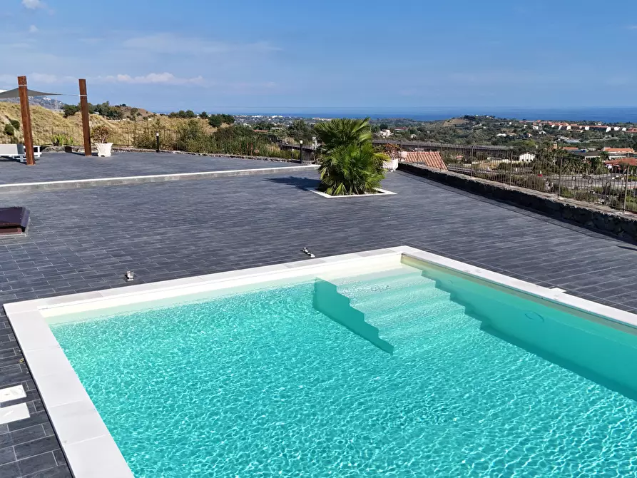 casa indipendente in vendita a Piedimonte Etneo