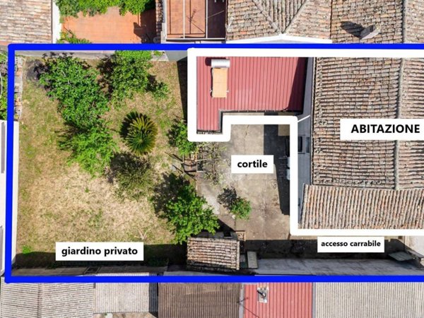 casa indipendente in vendita a Piedimonte Etneo in zona Presa
