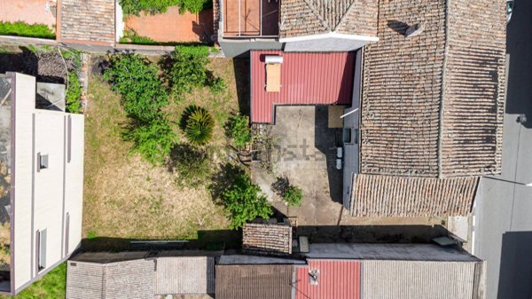 casa indipendente in vendita a Piedimonte Etneo in zona Presa